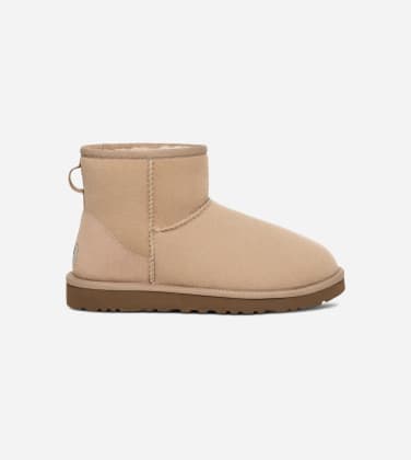 The translated product title is: "UGG Classic Mini II Boots for Women | UGG EU in Beige, Size 37, Suede